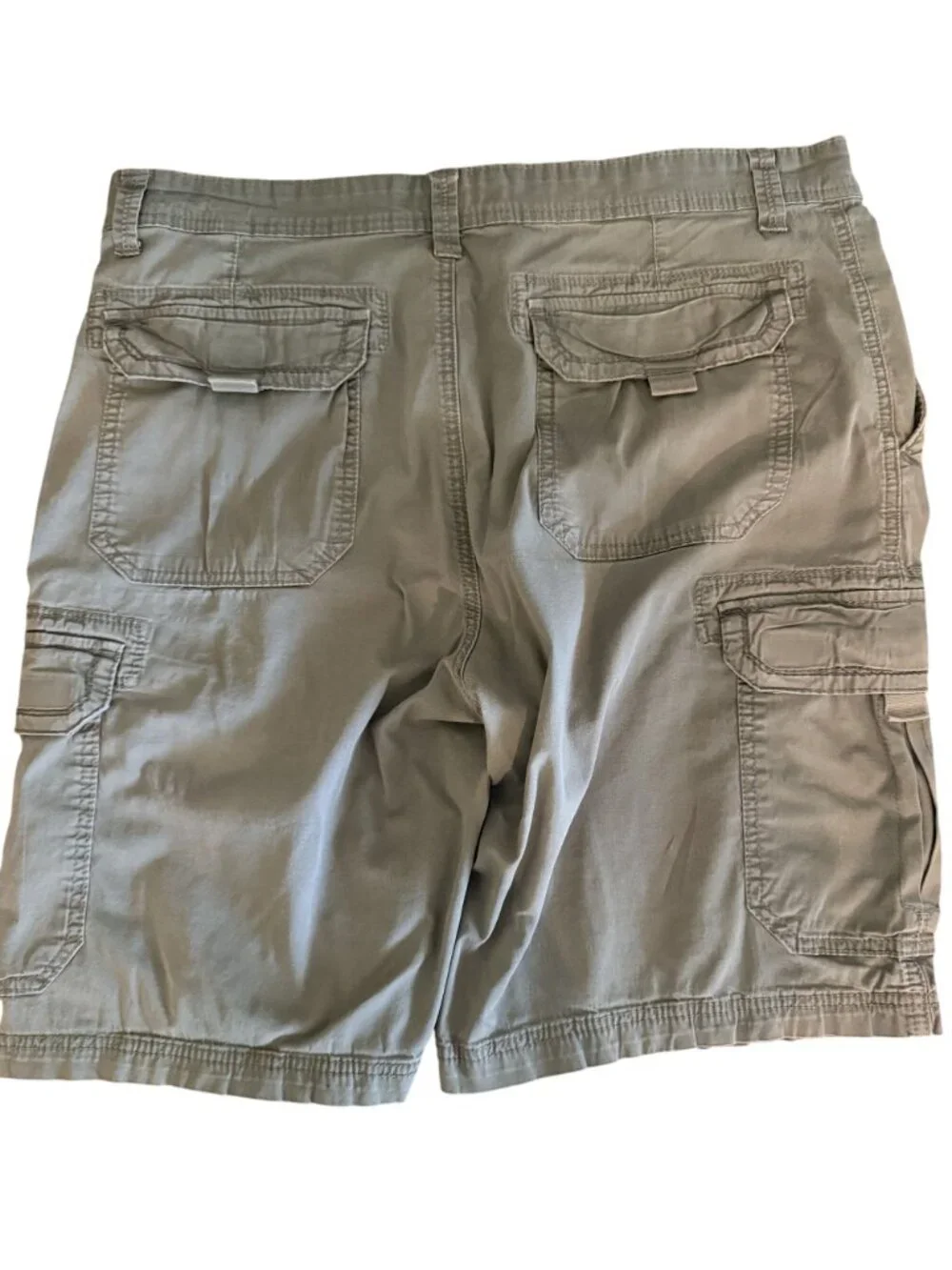 Unionbay Mens Olive Green Cargo Shorts Size 36 With Multiple Pockets